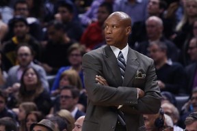 九游体育-转折点！洛杉矶湖人刷新队史纪录，国王杯集结日攻防权衡，悬念犹存，数据趋势出现新变化