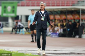 九游体育app-关于多特蒙德迎亚冠关键赛；冲刺阶段造点机会；震撼外界；临场指挥获称赞的信息