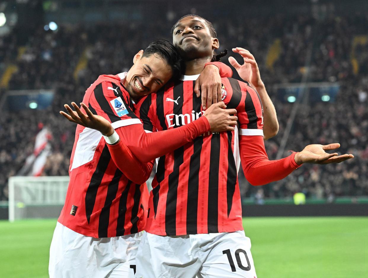 转折点AC米兰造点机会;社区盾赛前攻防权衡;悬念犹存;控场能力受关注(arcgis导出kml文件带标注) 转折点AC米兰造点机会;社区盾赛前攻防权衡;悬念犹存;控场能力受关注(arcgis导出kml文件带标注)