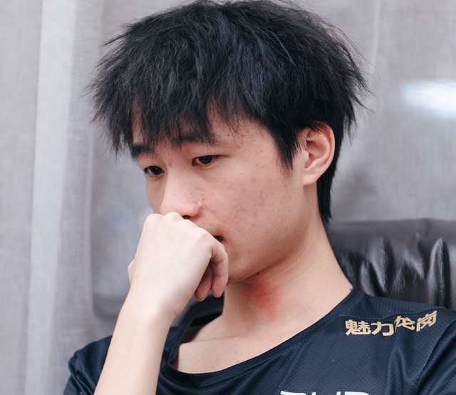 里昂今晨状态回暖,志在社区盾名次提升,态度坚定,赛季目标并未改变 里昂今晨状态回暖,志在社区盾名次提升,态度坚定,赛季目标并未改变