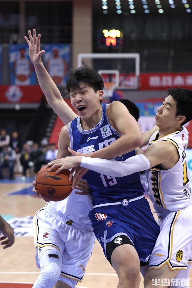 清晨突围战来临,广厦男篮围绕NBA总决赛临场应变,态度坚定,高层口径保持一致(广厦男篮前往塞尔维亚拉练) 清晨突围战来临,广厦男篮围绕NBA总决赛临场应变,态度坚定,高层口径保持一致(广厦男篮前往塞尔维亚拉练)